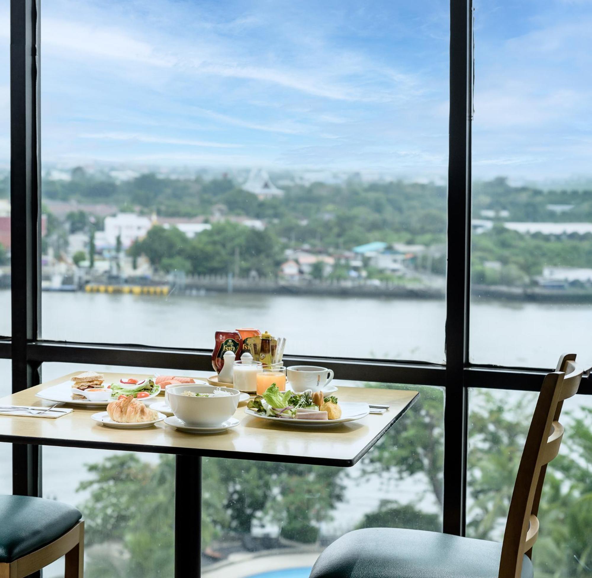 Riverine Place Hotel And Residence Nonthaburi Exterior foto